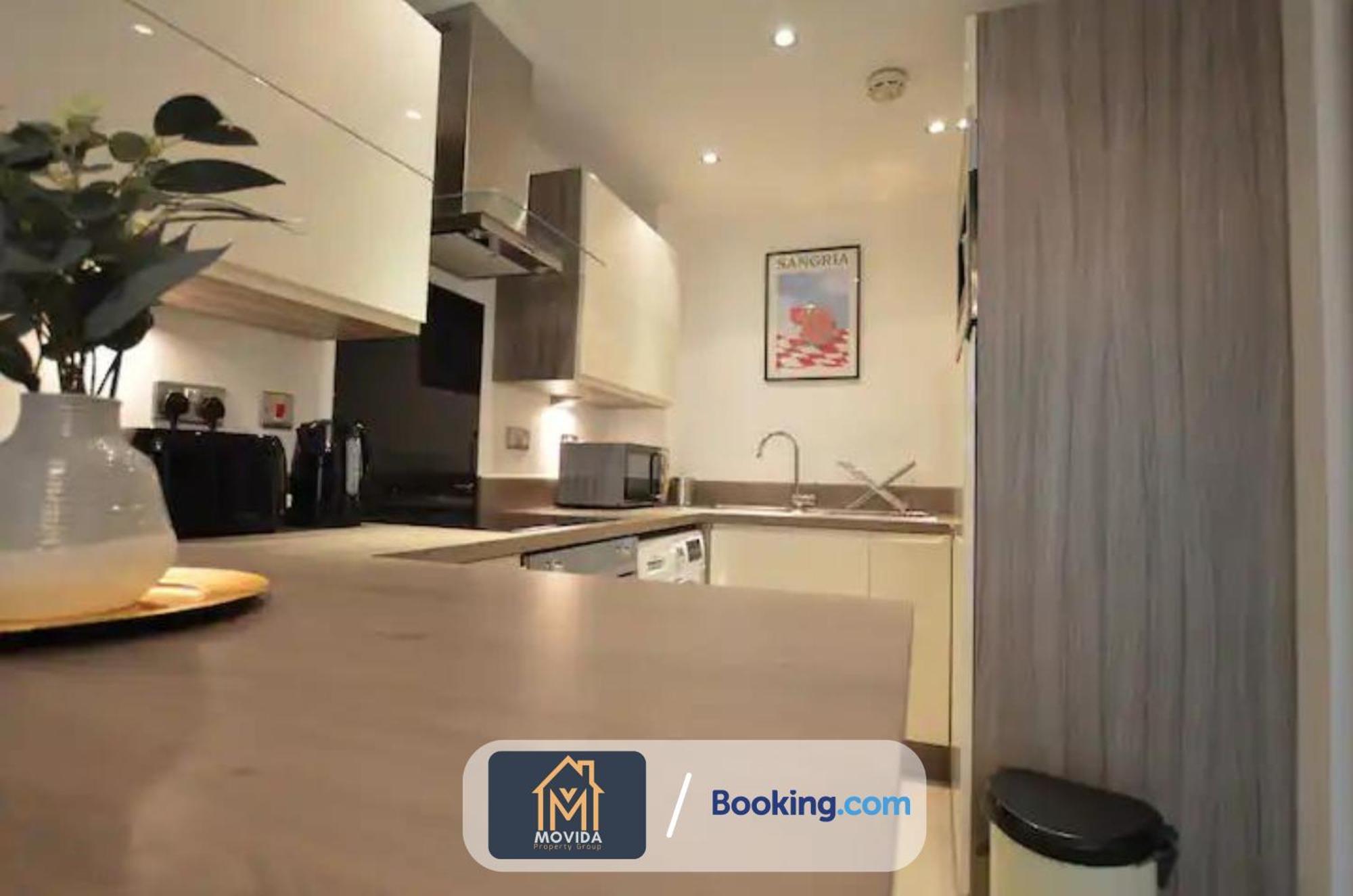 Lgi Stunning 1 Bedroom Apartment By Movida Property Group Short Lets & Serviced Accommodation Leeds  Luaran gambar
